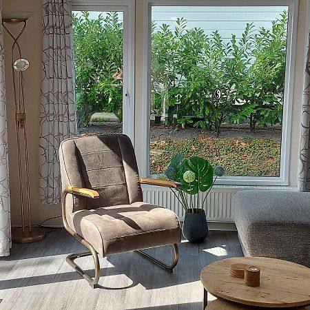 Chalet Wanama. Gelegen Op Het Vakantiepark Het Lierderholt Op De Veluwe. Villa Beekbergen Ngoại thất bức ảnh