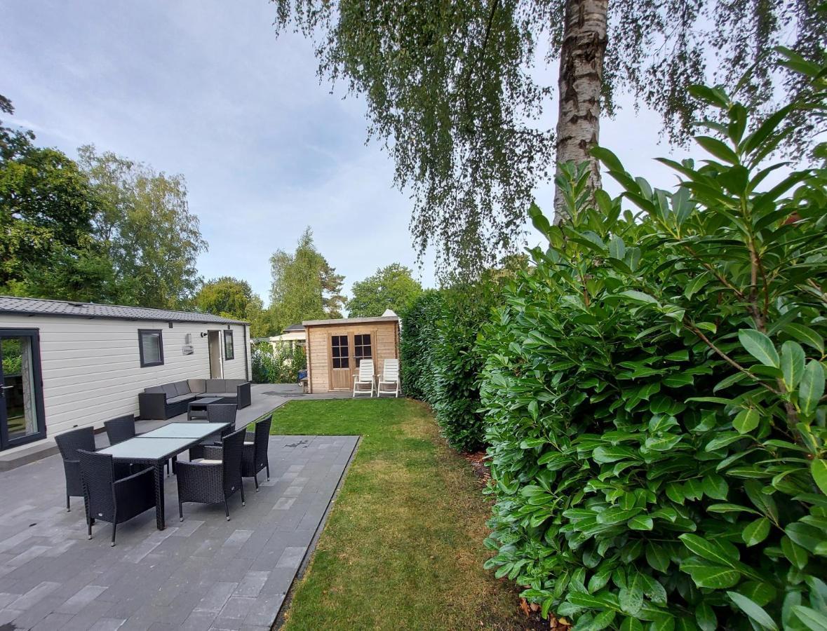 Chalet Wanama. Gelegen Op Het Vakantiepark Het Lierderholt Op De Veluwe. Villa Beekbergen Ngoại thất bức ảnh